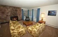 3481 Anne Street Holiday Home サウス・レイクタホ 0*,  米国